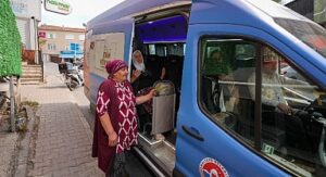 “Yol Arkadaşım Maltepe” her mahalleye ulaşıyor