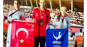 Aliağalı Taekwondocular Tiran’dan 3 Madalya İle Döndü
