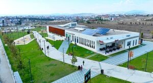 Büyükşehir’in kütüphanelerine yeşil bina sertifikası