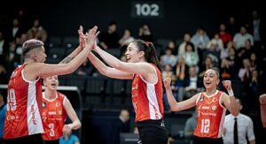 Eczacıbaşı Dynavit, yeni sezonu yeni evinde galibiyetle açtı