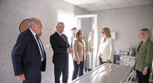 Güzelbahçe Belediyesi İzmir Özel Türk Koleji Can Dostları Yeni Yaşam Merkezi hizmete açıldı