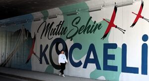 Kocaeli’de trafo ve alt geçitler sanatla renkleniyor