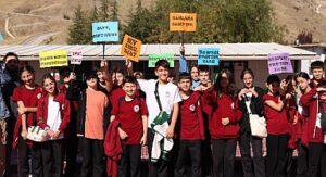 Minik eller, patili dostlarla buluştu