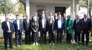 Başkan Erkan Aydın’dan Altınova Mahallesi’ne Ziyaret