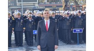 Gazi Mustafa Kemal Atatürk Gölcük´te Törenle Anıldı