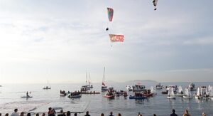 Kadıköy’de Binlerce Kişi Ata’ya Saygı Zinciri Oluşturdu