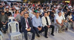 Minik öğrencilerden Cumhuriyet Bayramı kutlaması