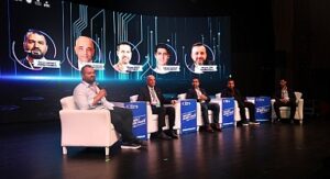 Bilişim Fuarı’nda sporun dijital dönüşümü konuşuldu