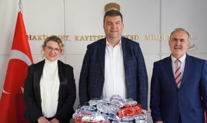 Başkan Yetişkin: Oyuncakları çocuklara kendi ellerimle dağıtacağım”