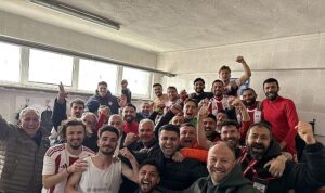 Liderden Deplasman Zaferi