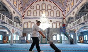 Maltepe’de ibadethaneler Ramazan Bayramı’na hazır