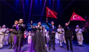 “Uyan Memet”  Çanakkale ruhunu sahneye taşıdı