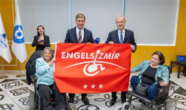 İzmir Ticaret Odası’nda Kırmızı Bayrak gururu