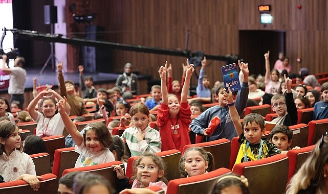 Basılı, minik okurlara yazarlık yolunda ilham verdi;  “Yazarlığa giden yol kitap okumaktan geçiyor”