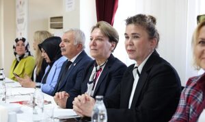 Keçiören’de “Değerlerimizin İzinde Kadın ve Aile” Söyleşisi Düzenlendi